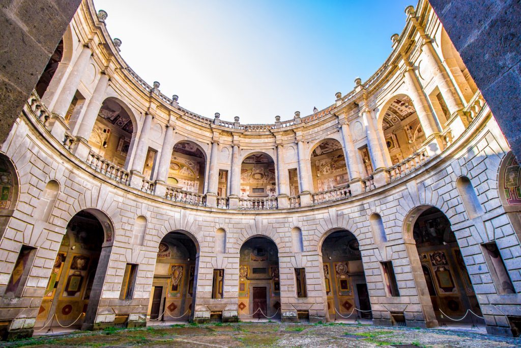 Palazzo Farnese a Caprarola nella Tuscia